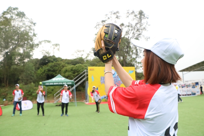 戶外拓展訓(xùn)練公司