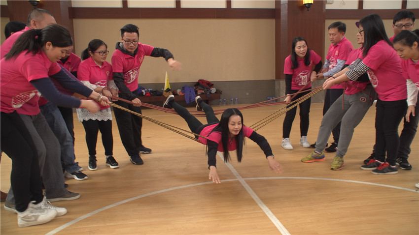 泉興集團(tuán)團(tuán)隊(duì)巨畫(huà)-20171125-26