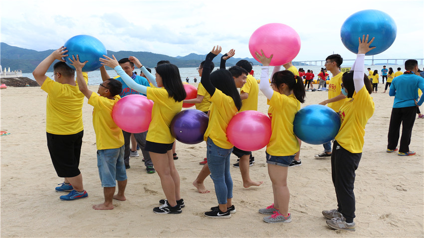 成都哆可夢網絡科技公司巽寮灣拓展培訓活動