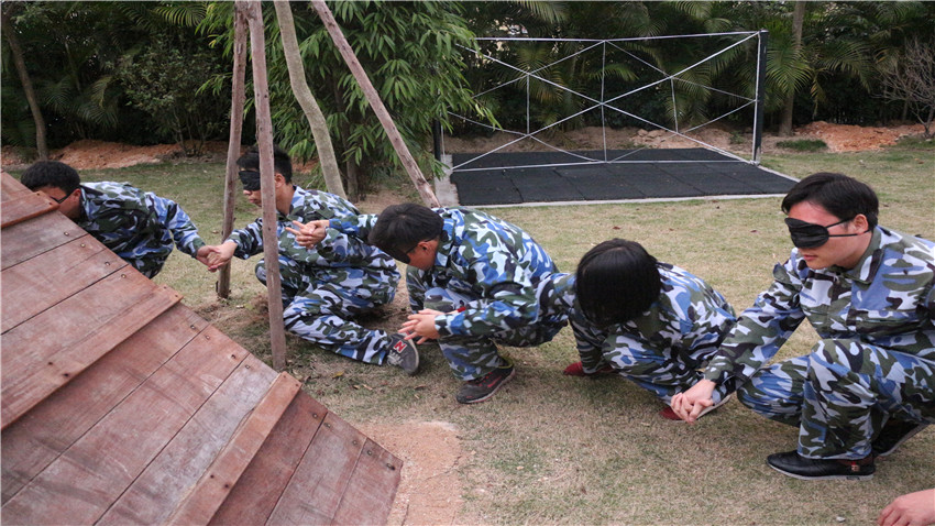 廣州市通輝交通工程有限公司體驗(yàn)式拓展培訓(xùn)活動(dòng)