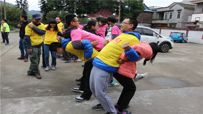 廣州珠江數(shù)碼有限公司“古村探秘”拓展訓(xùn)練活動