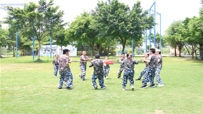 寶森餐飲墨雨汐音樂餐吧酒館齊心協(xié)力，共創(chuàng)佳績團(tuán)建活動圓滿成功！