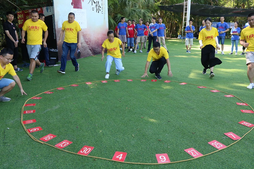 深圳華普微電子銷售團隊拓展訓(xùn)練活動取得圓滿成功