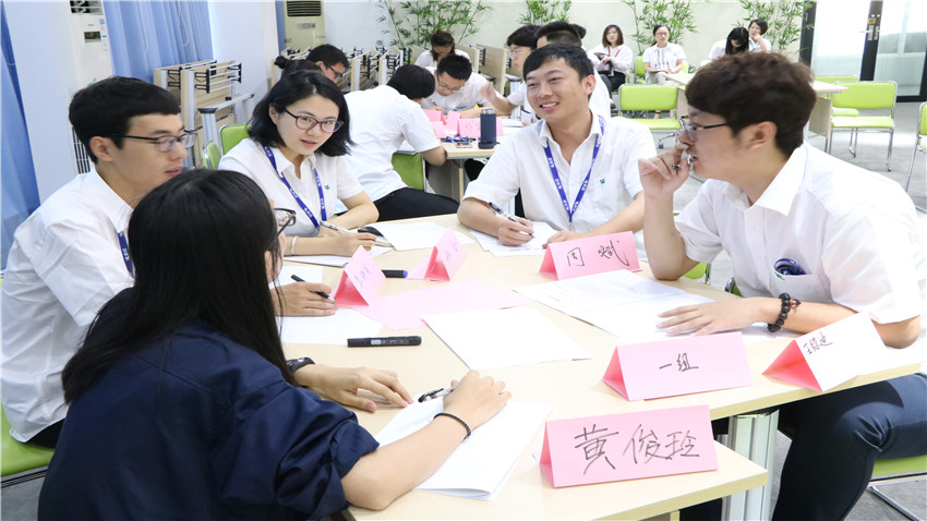 鵬輝能源古鎮(zhèn)奔跑活動(dòng)圓滿結(jié)束！