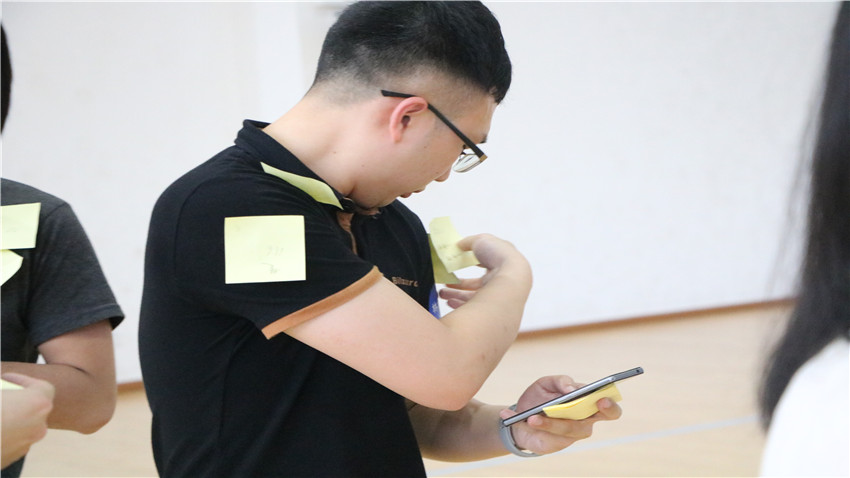 中國(guó)民航中南空管局管制中心與廣州市中級(jí)人民法院、文德路小學(xué)交流拓展活動(dòng)