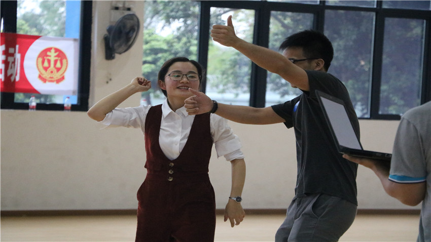 中國(guó)民航中南空管局管制中心與廣州市中級(jí)人民法院、文德路小學(xué)交流拓展活動(dòng)