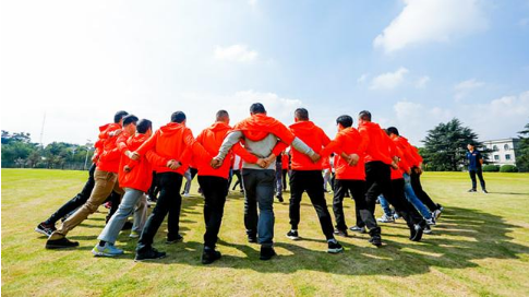 拓展訓練對于企業(yè)來說有什么用？打造員工情感紐帶提高工作效率