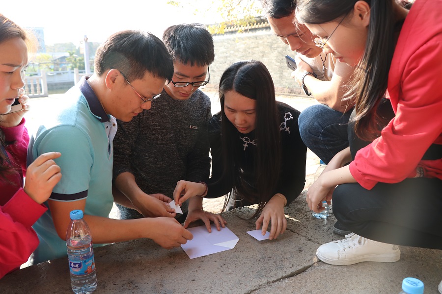 戶外拓展訓(xùn)練