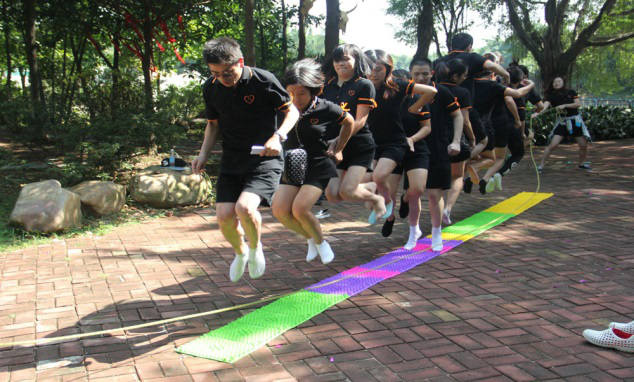 團(tuán)隊(duì)拓展訓(xùn)練