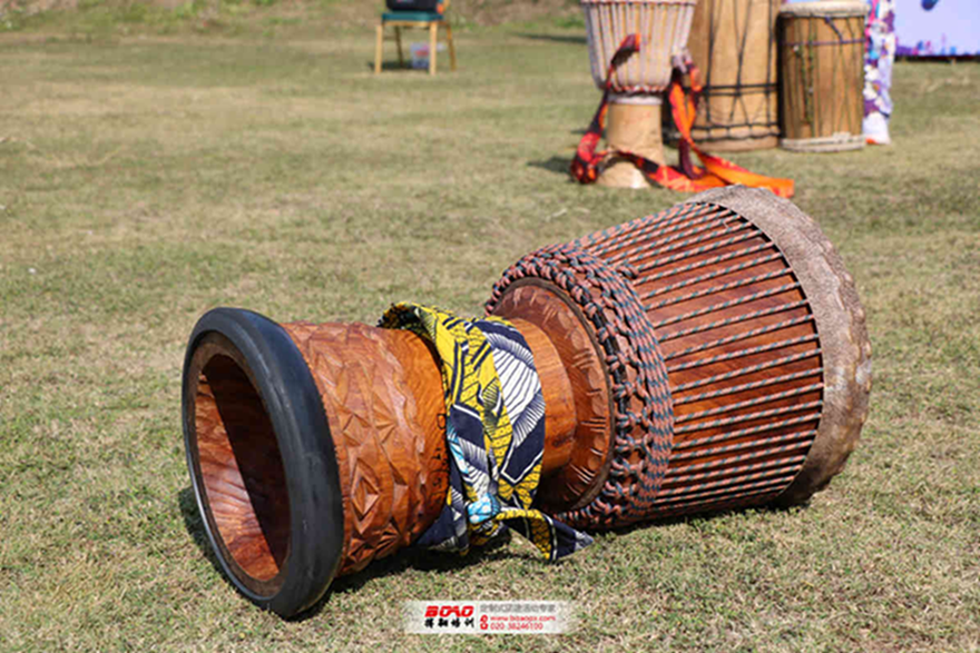 深圳訊得達教育萬綠湖百人非洲鼓拓展團建活動