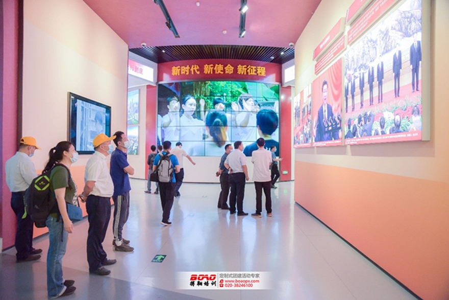 追夢佛開，用汗水澆灌收獲，以實(shí)干篤定前行